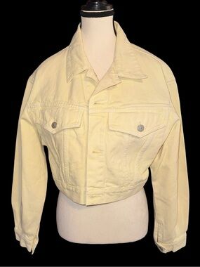 80/90’s Freego "Shades of Blue" cropped denim pale pastel yellow trucker jacket